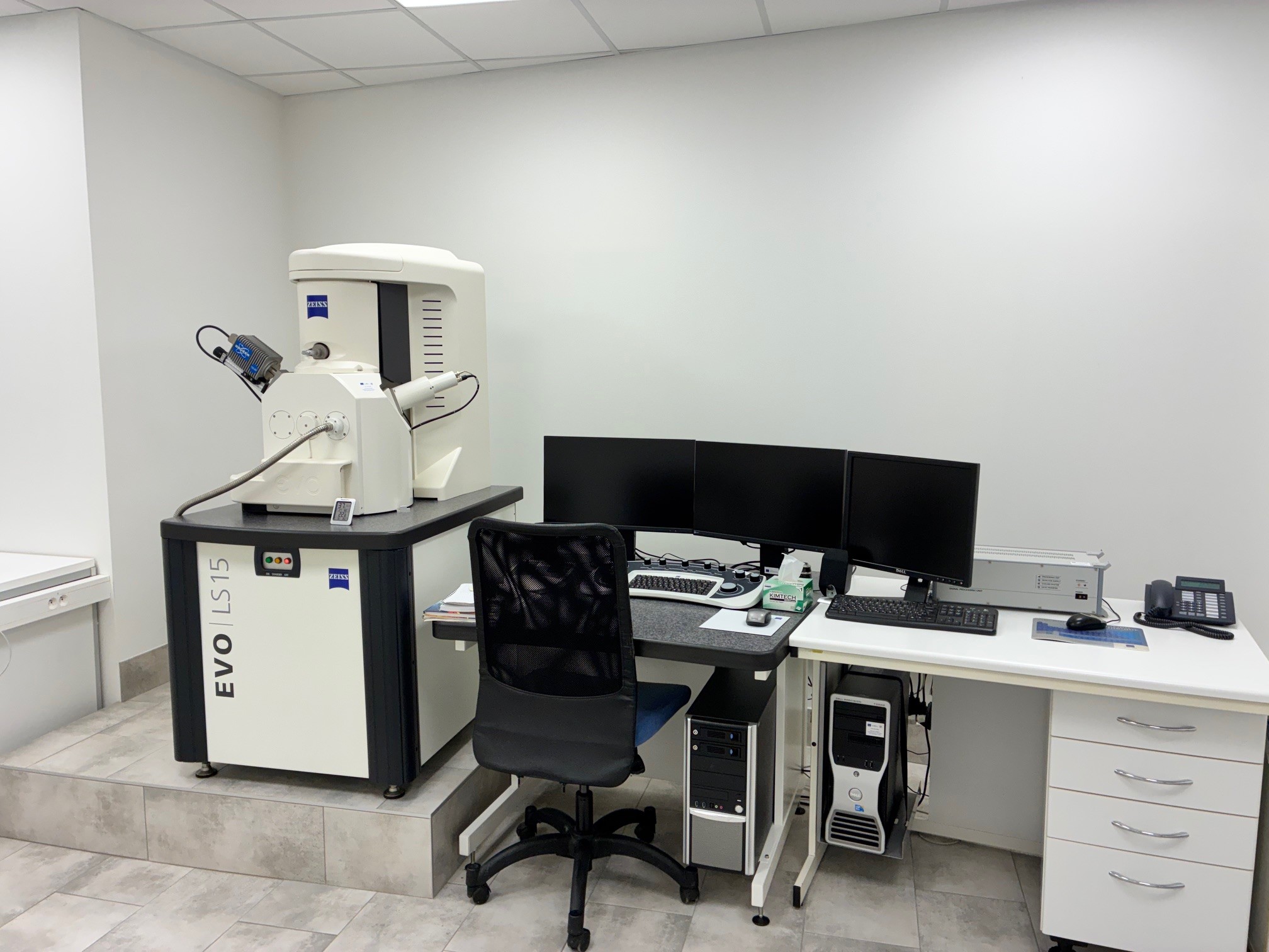 FAPZ kompletne zrekonštruovala mikroskopické laboratórium